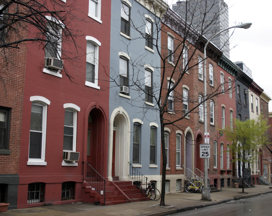 row of cookie cutter houses in central Philadelphia